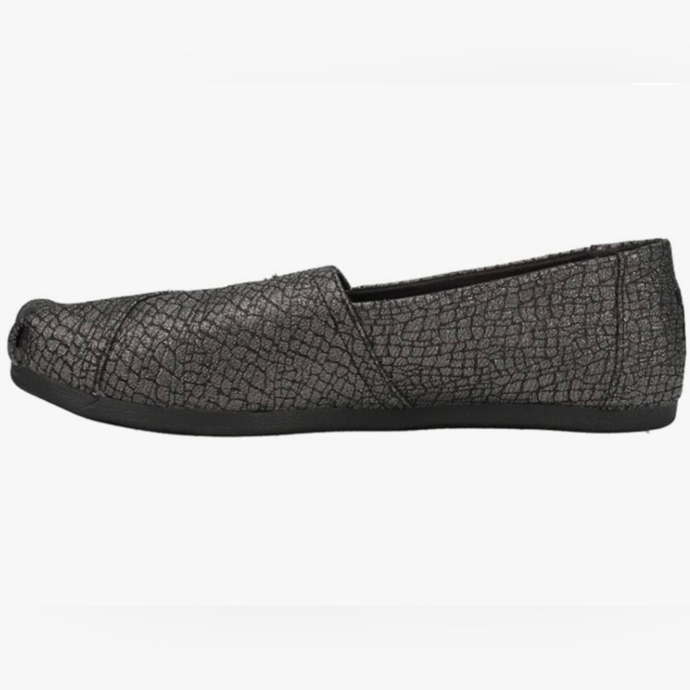TOMS Shoes|Color Black Crocodile|Size 9.5. Pre-owned.